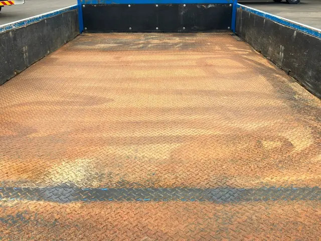 三菱 キャンター TPG-FEB50(2WD)の写真7