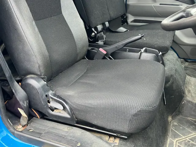 三菱 キャンター TPG-FEB50(2WD)の写真16