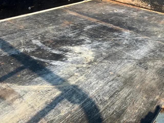 いすゞ エルフ TPG-NHS85A(4WD)の写真9