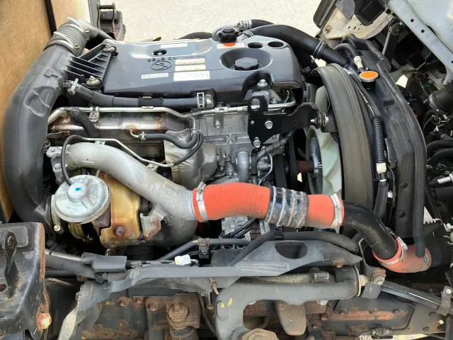 いすゞ エルフ TPG-NHS85A(4WD)の写真15