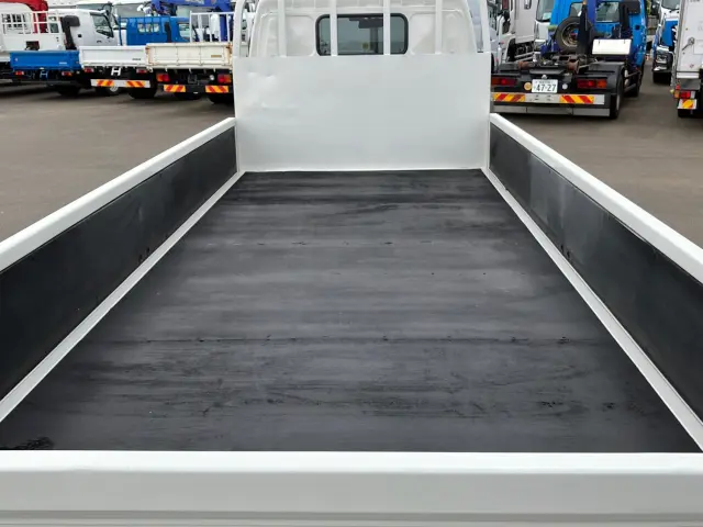 日野 デュトロ 2RG-XZU655M(2WD)の写真7