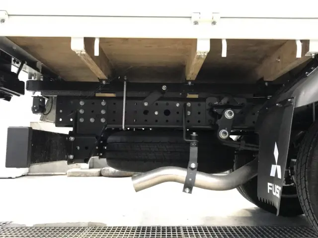 三菱 キャンター 2RG-FEAV0(2WD)の写真13