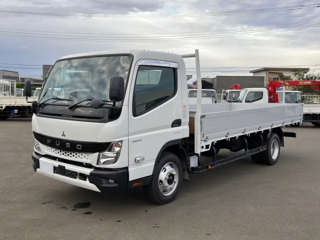 三菱 キャンター 2PG-FEBS0(2WD)の写真1