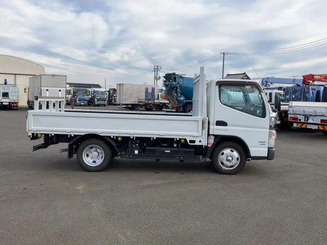 三菱 キャンター TPG-FEA50(2WD)の写真6