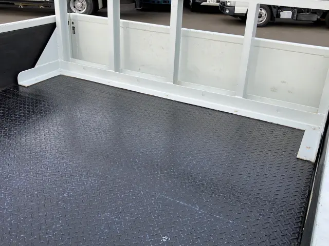 三菱 キャンター TPG-FEA50(2WD)の写真11