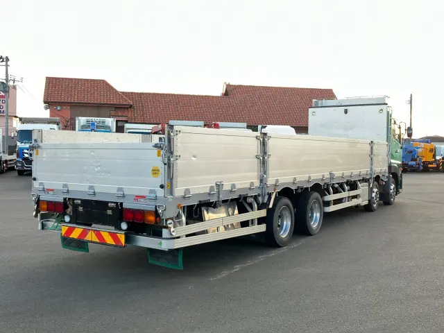 UD クオン QPG-CG5ZA(8x4)の写真4