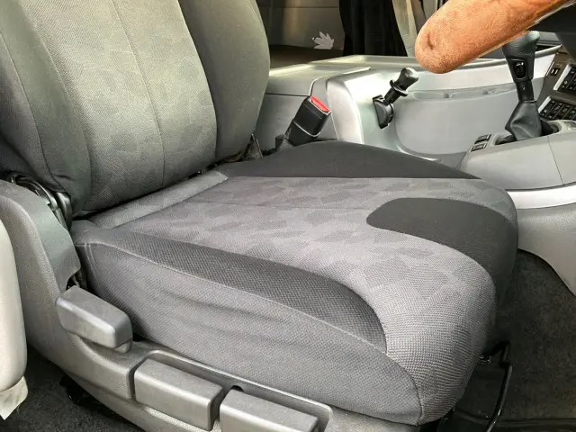 UD クオン QPG-CG5ZA(8x4)の写真17