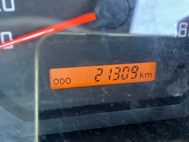 いすゞ エルフ TRG-NMR85AN(2WD)の写真19