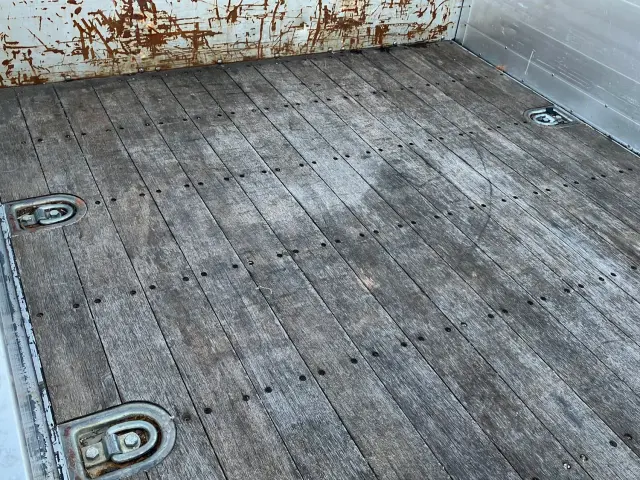 三菱 キャンター TPG-FEA50(2WD)の写真8