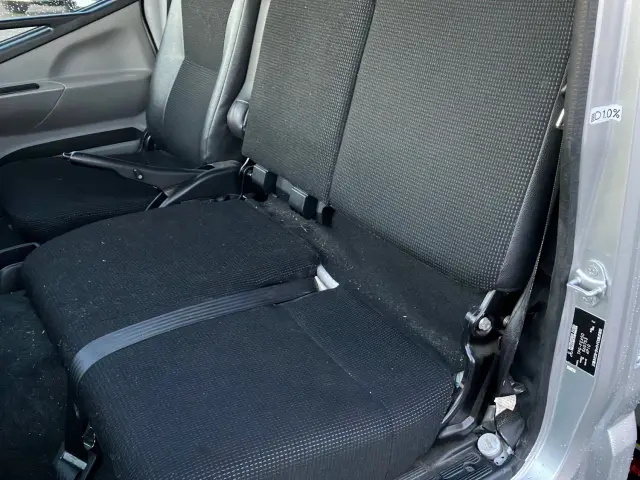 三菱 キャンター TPG-FEA50(2WD)の写真17