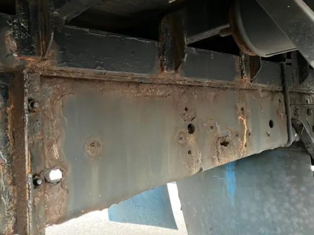 日野 プロフィア QKG-FS1EZBJ(6x4)の写真11