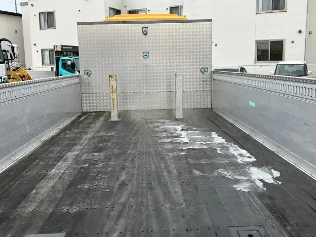 いすゞ フォワード 2ＲＧ-ＦＲＲ90(2WD)の写真8