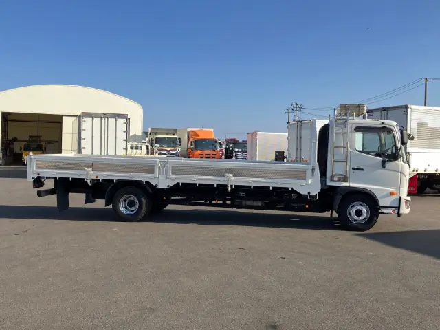 日野 レンジャー 2KG-FD2ABA(2WD)の写真6