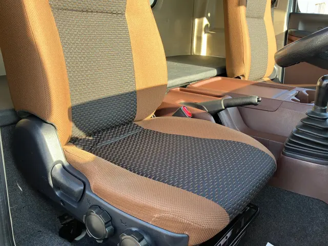 日野 レンジャー 2KG-FD2ABA(2WD)の写真17