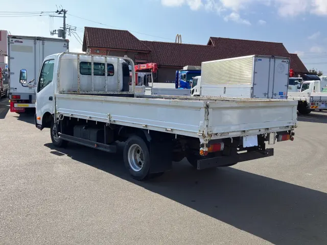 トヨタ ダイナ 2KG-XZU775(4WD)の写真4