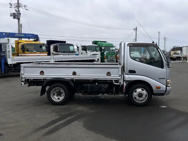 日野 デュトロ TKG-XZU605M(2WD)の写真6