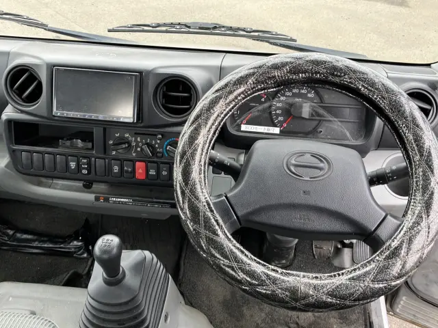 日野 デュトロ TKG-XZU605M(2WD)の写真18