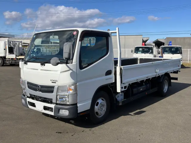 日産 アトラス TRG-FGA2W(4WD)の写真1