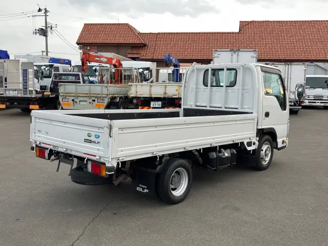いすゞ エルフ TRG-NHR85A(2WD)の写真3