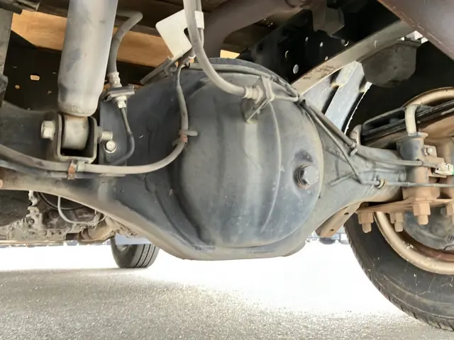 いすゞ エルフ TRG-NHR85A(2WD)の写真13