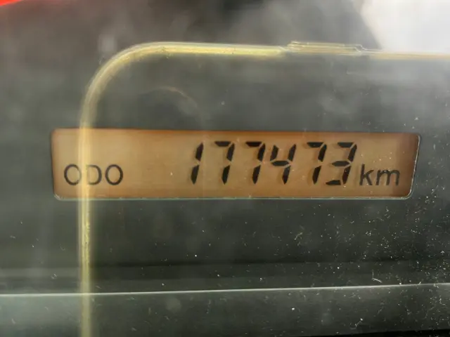 いすゞ エルフ TRG-NHR85A(2WD)の写真19