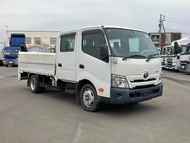 トヨタ ダイナ 2RG-XZU710(2WD)の写真2