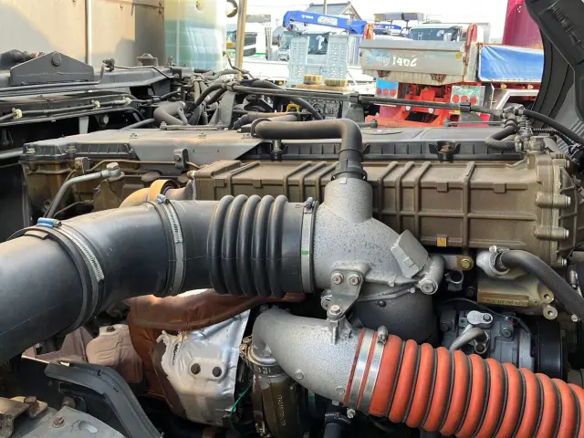 三菱 スーパーグレート QPG-FU64VZ(6x2)の写真15