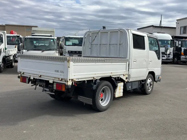 いすゞ エルフ TKG-NJS85A(4WD)の写真3