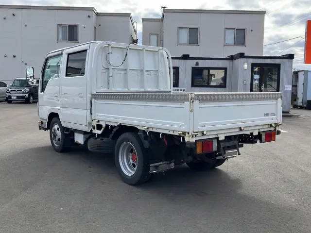 いすゞ エルフ TKG-NJS85A(4WD)の写真4