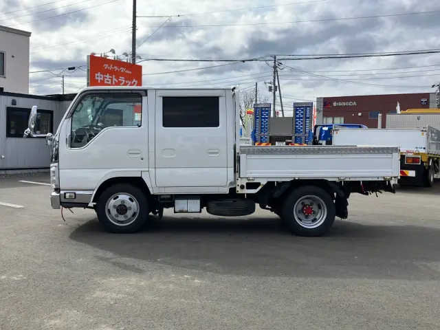 いすゞ エルフ TKG-NJS85A(4WD)の写真5