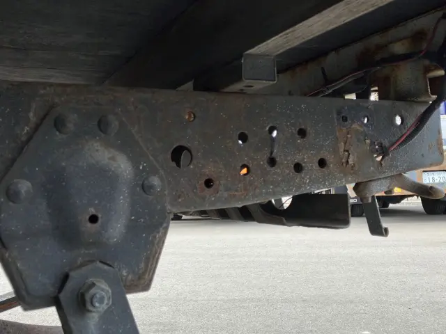 いすゞ エルフ TKG-NJS85A(4WD)の写真10