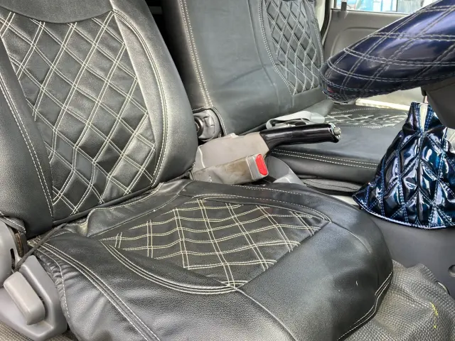 いすゞ エルフ TKG-NJS85A(4WD)の写真14