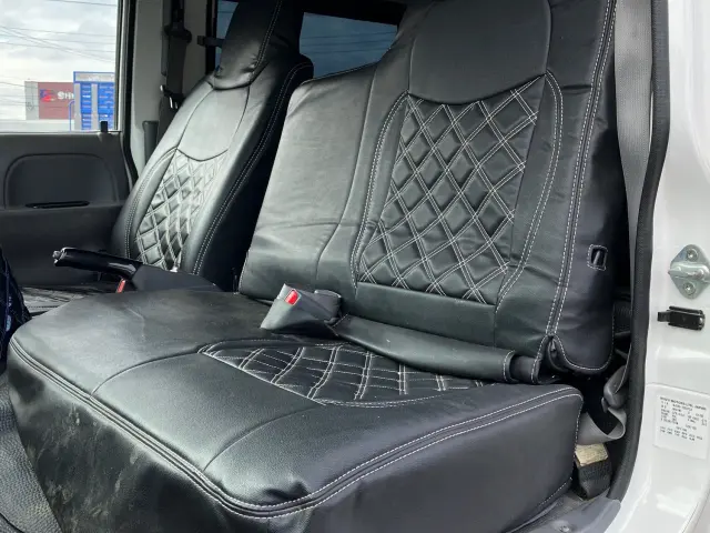 いすゞ エルフ TKG-NJS85A(4WD)の写真15