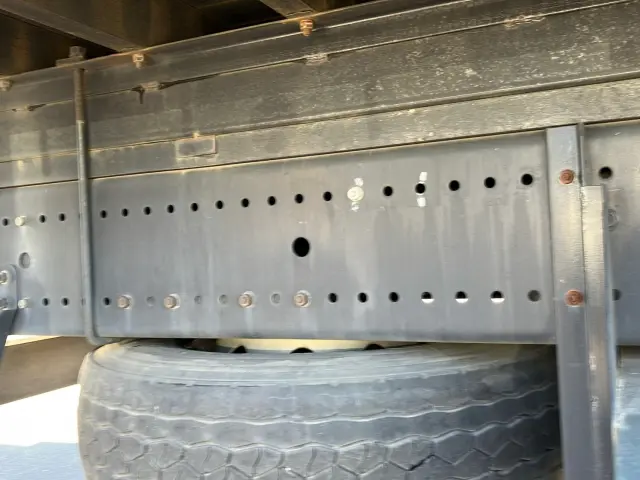 日野 プロフィア 2DG-FR1EHG(6x2)の写真13