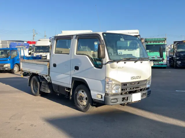 いすゞ エルフ TKG-NJS85A(4WD)の写真2