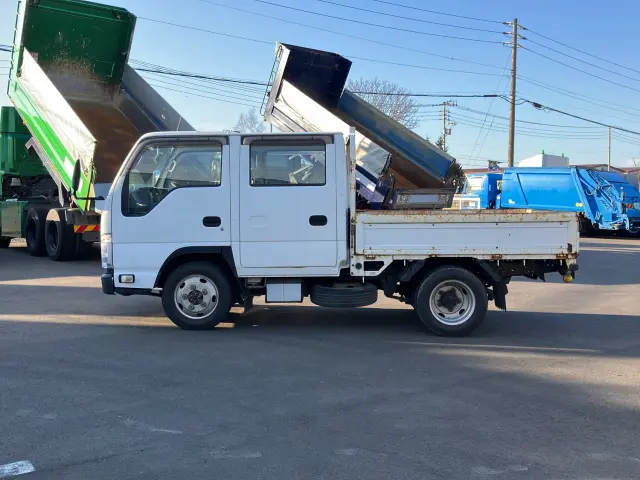 いすゞ エルフ TKG-NJS85A(4WD)の写真5