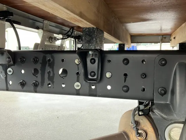 三菱 キャンター TPG-FBA20(2WD)の写真13