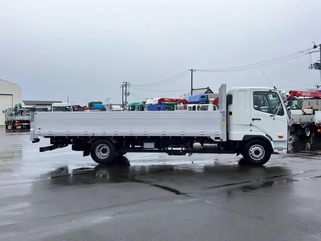 三菱 ファイター 2KG-FK65F(2WD)の写真6