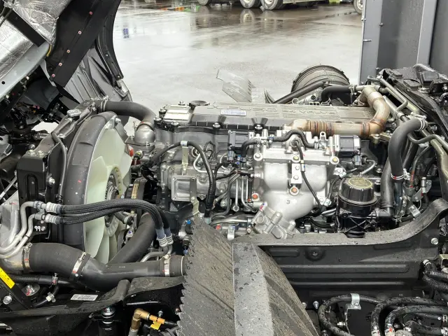 三菱 ファイター 2KG-FK65F(2WD)の写真15