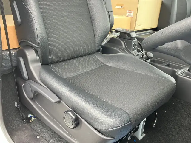 三菱 ファイター 2KG-FK65F(2WD)の写真17