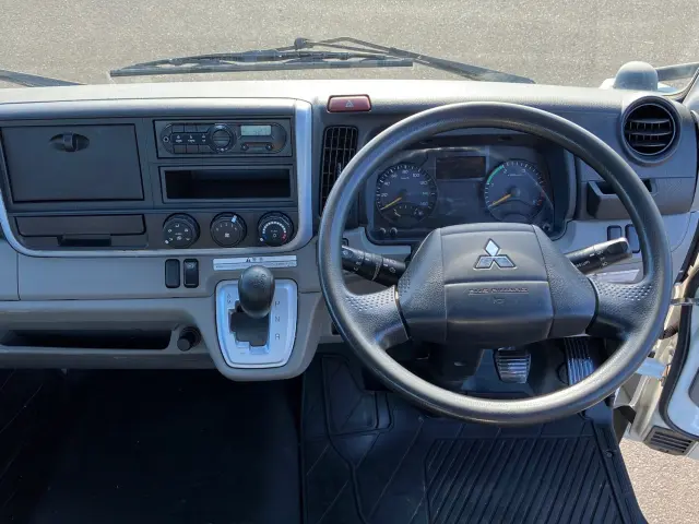 三菱 キャンター 2PG-FED90(2WD)の写真18