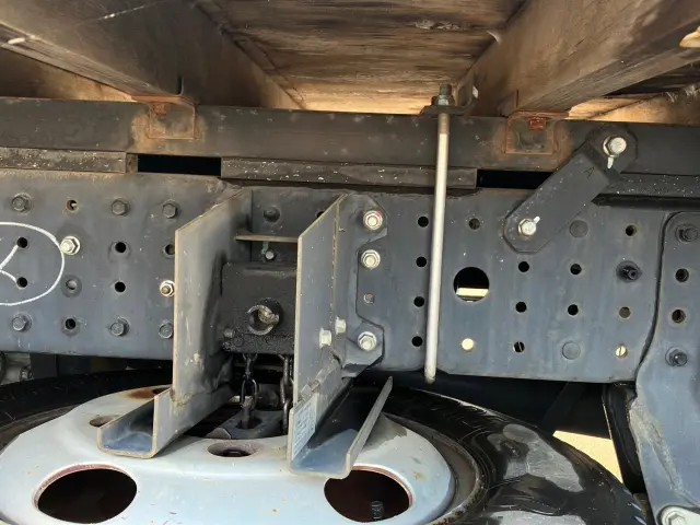 三菱 キャンター TPG-FBA50(2WD)の写真13