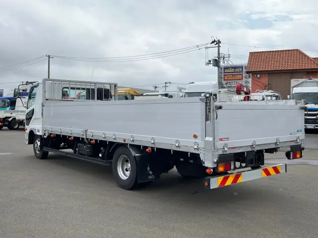 三菱 ファイター 2KG-FK64F(2WD)の写真4