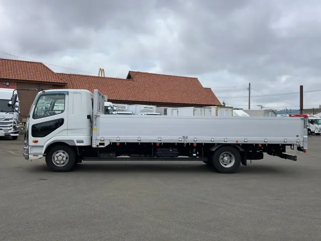 三菱 ファイター 2KG-FK64F(2WD)の写真5