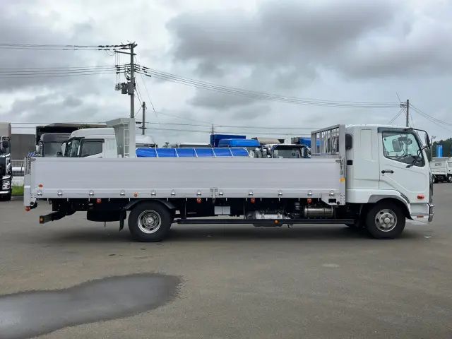 三菱 ファイター 2KG-FK64F(2WD)の写真6