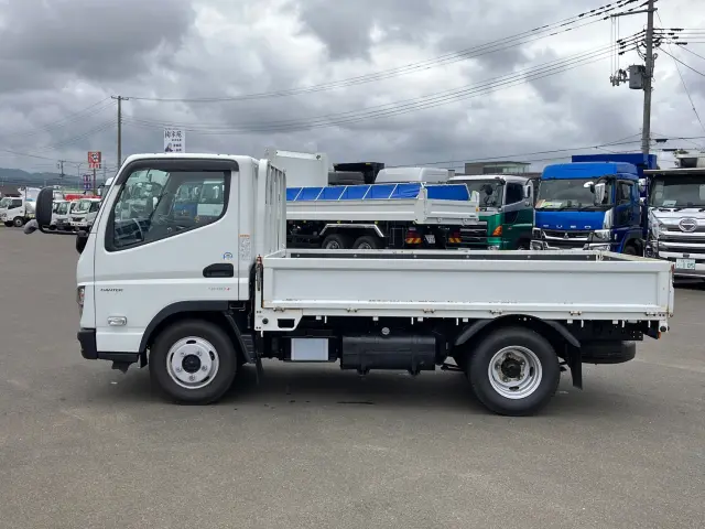 三菱 キャンター 2TG-FDA00(4WD)の写真5