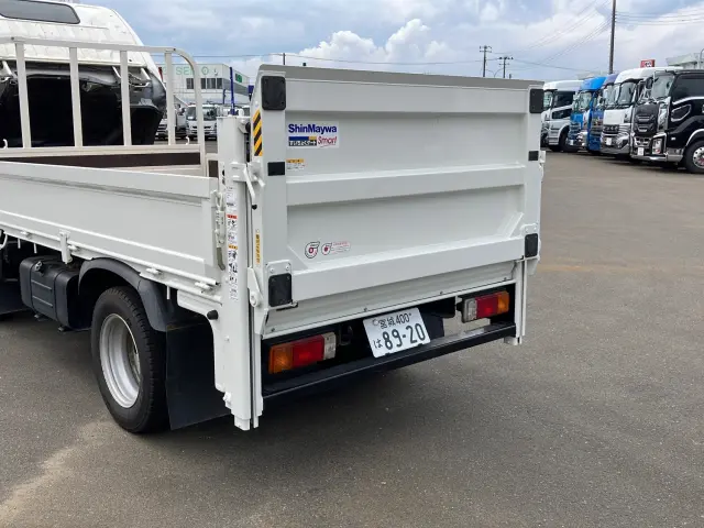 日野 デュトロ 2KG-XZC675M(4WD)の写真11