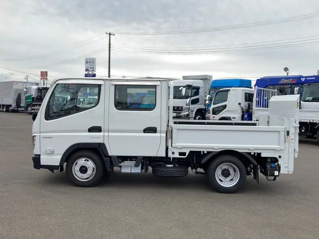 三菱 キャンター 2RG-FBA20(2WD)の写真5