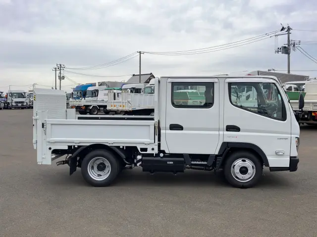 三菱 キャンター 2RG-FBA20(2WD)の写真6