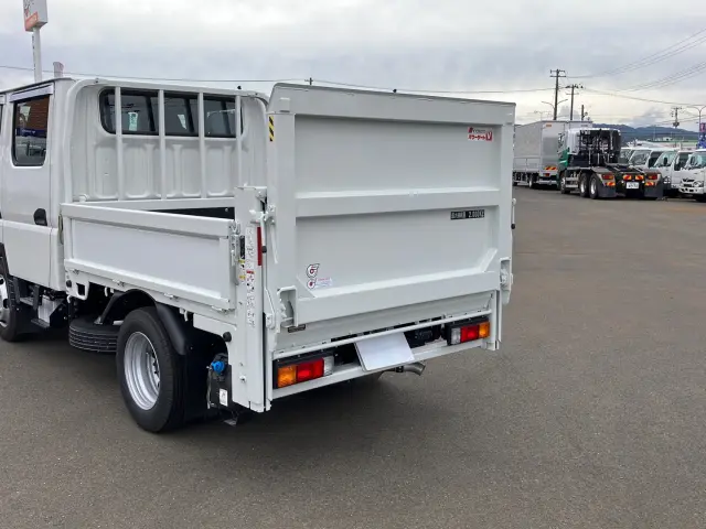 三菱 キャンター 2RG-FBA20(2WD)の写真11